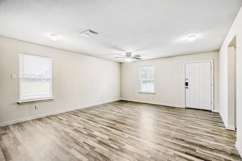 1907 Morgan Street, Greenville TX 75401 - Photo 3