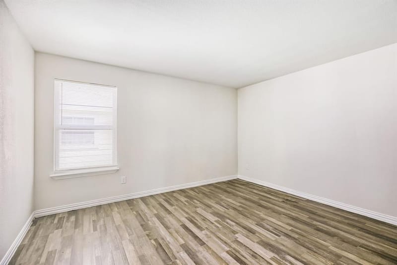 1907 Morgan Street, Greenville TX 75401 - Photo 10