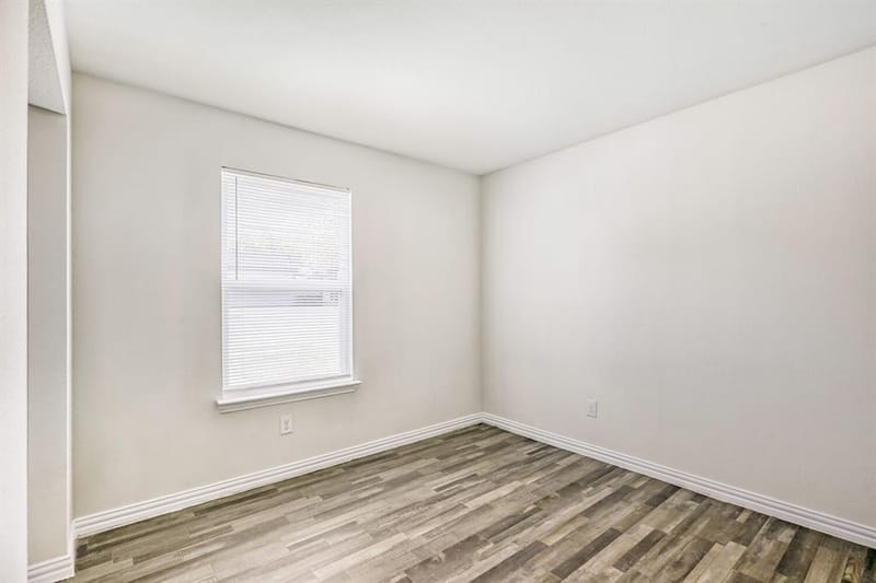 1907 Morgan Street, Greenville TX 75401 - Photo 11