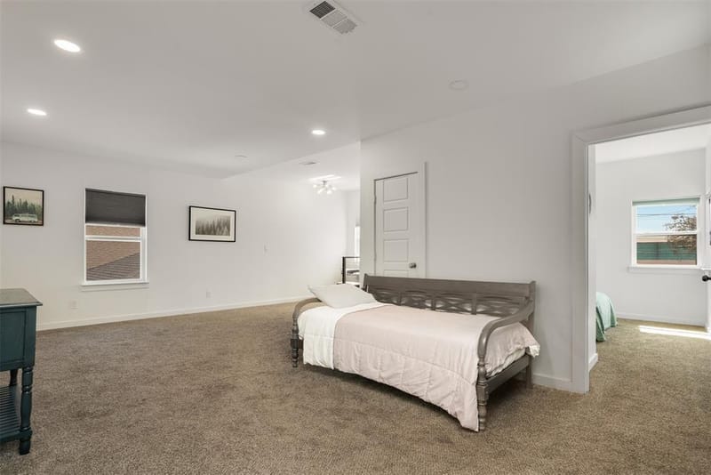3725 Toronto Street, Dallas TX 75212 - Photo 25