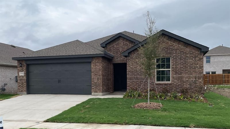 216 Van Horn Drive, Terrell TX 75160