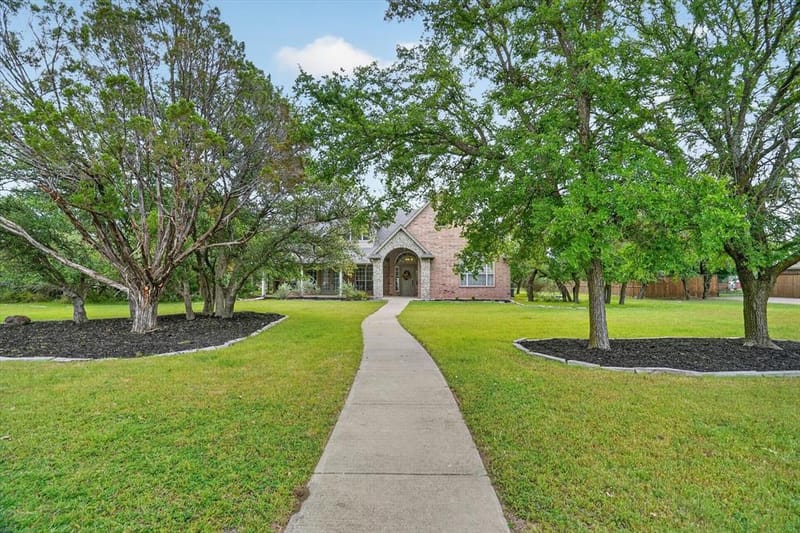 309 Verde Road, Willow Park TX 76087 - Photo 2