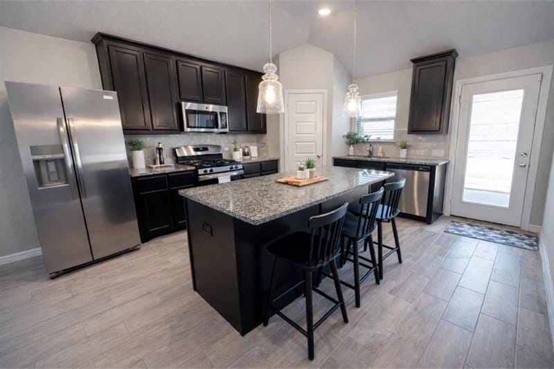 14017 Birch Farm Drive, Pilot Point TX 76258 - Photo 4