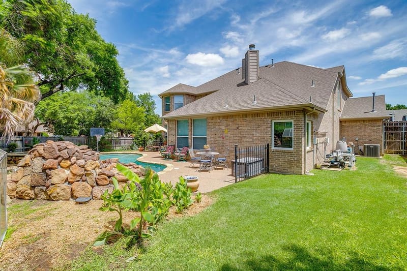 2952 Masters Court S, Burleson TX 76028 - Photo 32
