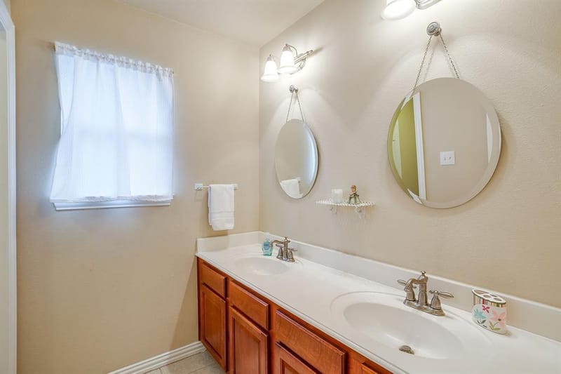 2952 Masters Court S, Burleson TX 76028 - Photo 21