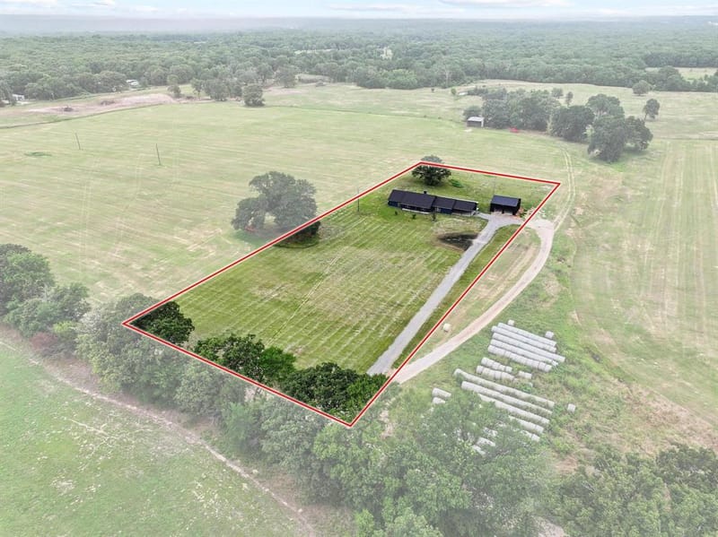 1250 County Road 2280, Telephone TX 75488 - Photo 2