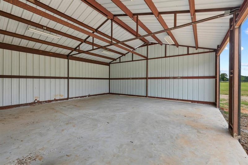 1250 County Road 2280, Telephone TX 75488 - Photo 32