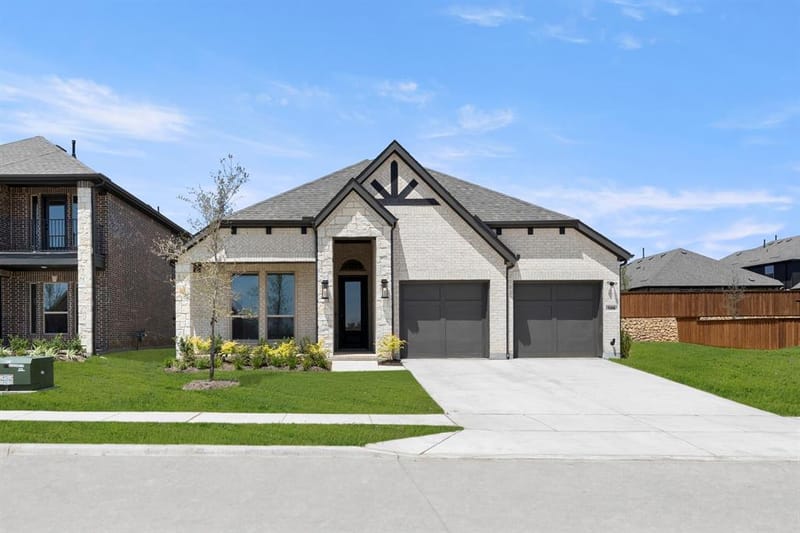 508 Loggia Way, Little Elm TX 75068