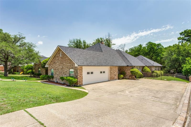 11905 Blue Creek Drive, Fort Worth TX 76008 - Photo 2