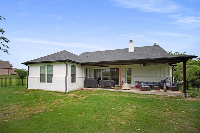230 Driftwood Court, Runaway Bay TX 76426 - Photo 30