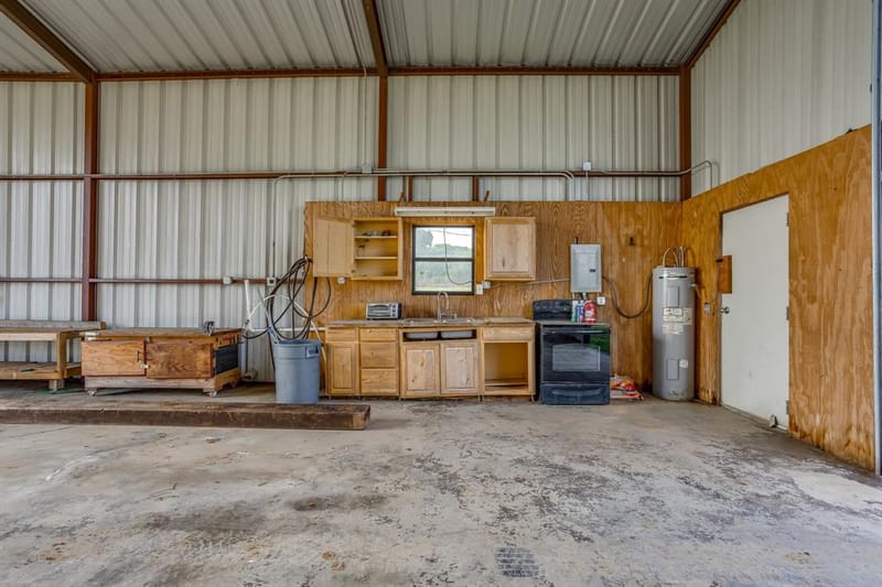 184 Hcr 1439, Covington TX 76636 - Photo 14