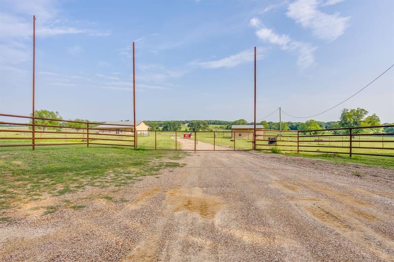 184 Hcr 1439, Covington TX 76636 - Photo 4