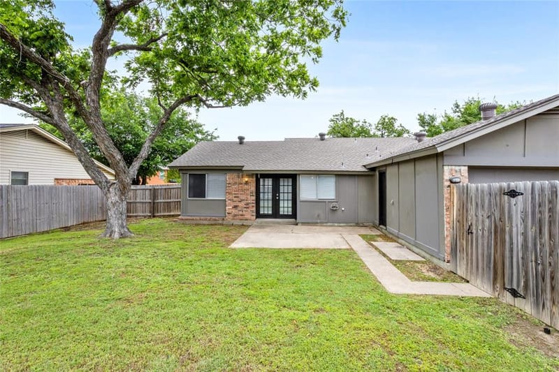 2128 Placid Drive, Carrollton TX 75007 - Photo 23