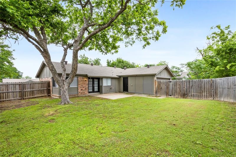 2128 Placid Drive, Carrollton TX 75007 - Photo 22