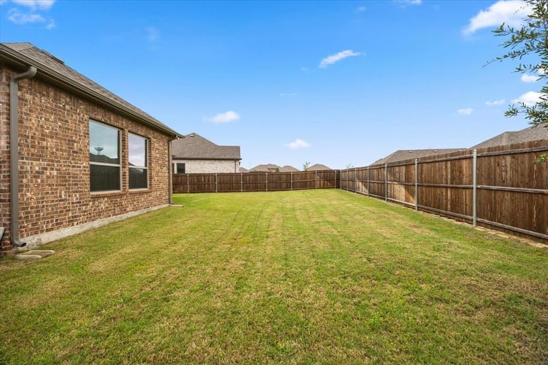 805 Serenity Sound Drive, Lavon TX 75166 - Photo 36