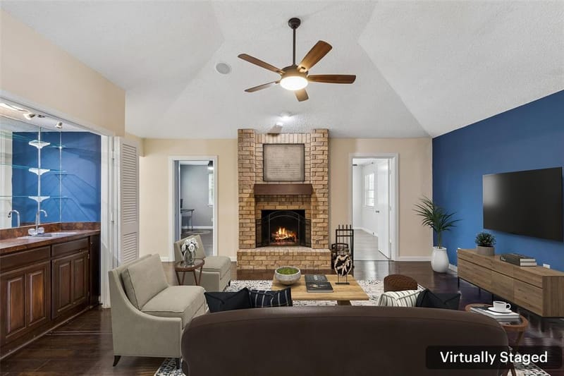 801 Country Club Place, Grand Prairie TX 75052 - Photo 6