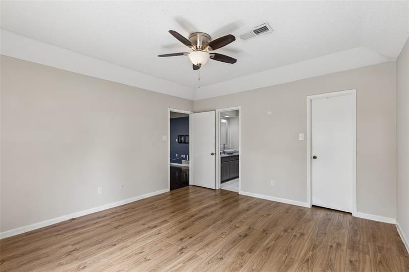 801 Country Club Place, Grand Prairie TX 75052 - Photo 17