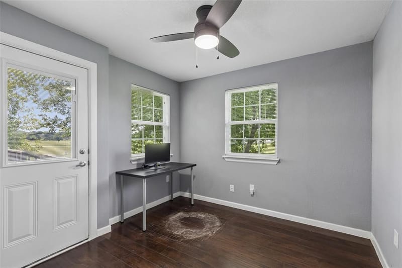 801 Country Club Place, Grand Prairie TX 75052 - Photo 22