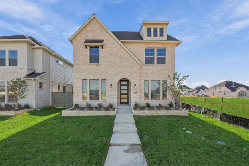 2428 Trailrunner Drive, Celina TX 75009