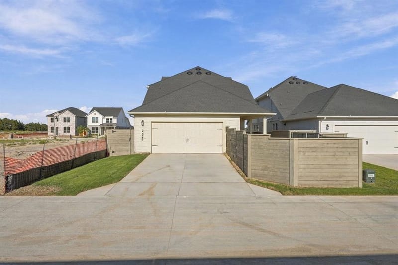 2428 Trailrunner Drive, Celina TX 75009 - Photo 33