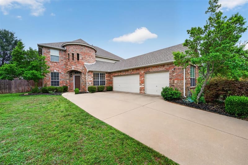 4845 Bellflower Way, Fort Worth TX 76123 - Photo 2