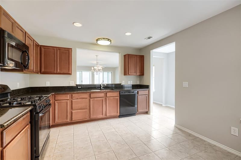7918 Tatum Drive, Frisco TX 75036 - Photo 11