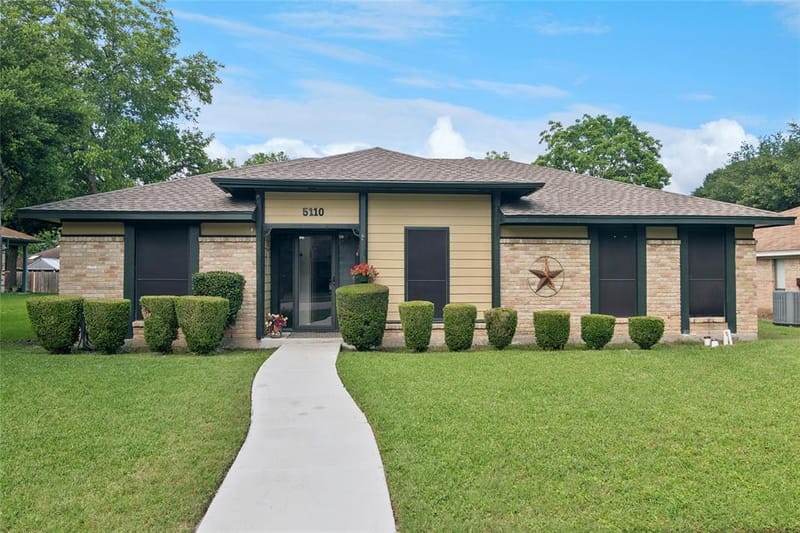 5110 Vera Cruz Drive, Garland TX 75043 - Photo 2