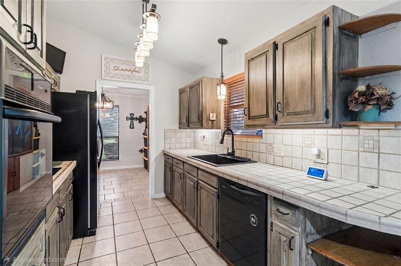 5110 Vera Cruz Drive, Garland TX 75043 - Photo 6