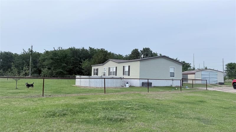 190 Railroad Drive, Mabank TX 75156