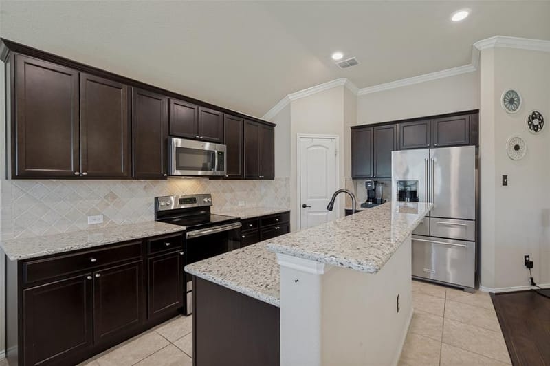 11505 Parade Drive, Frisco TX 75036 - Photo 10