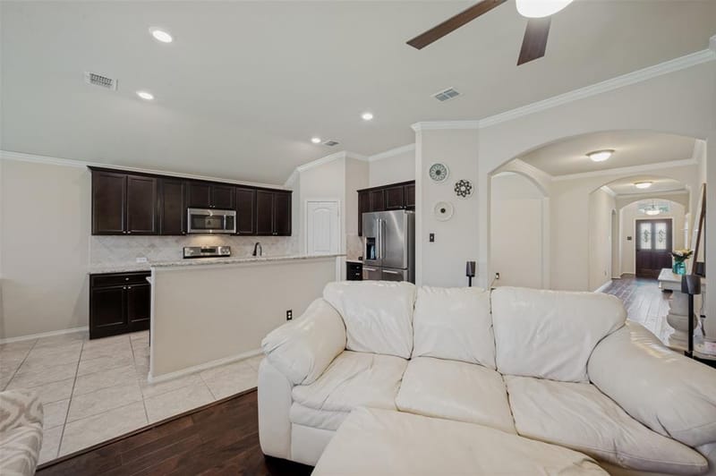 11505 Parade Drive, Frisco TX 75036 - Photo 8