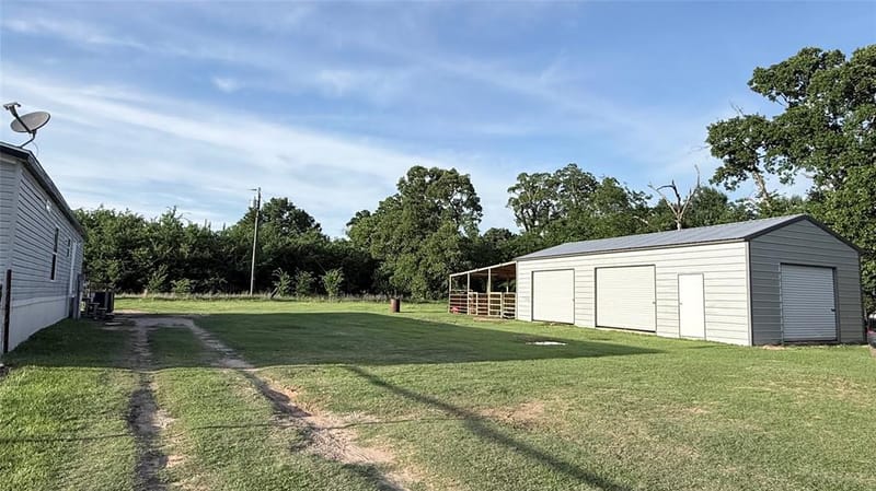 198 Railroad Drive, Mabank TX 75156 - Photo 4