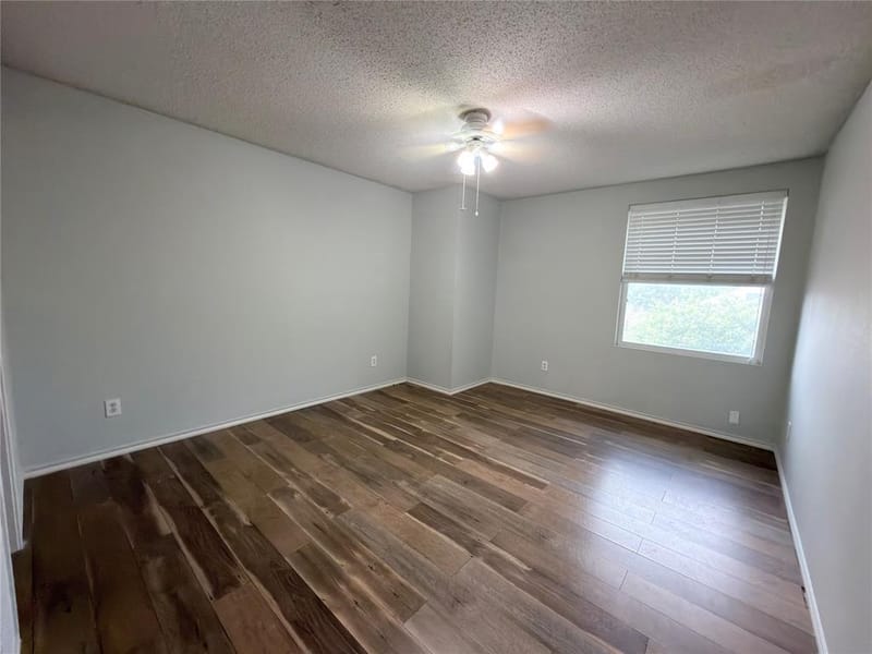 2032 Cap Rock Lane, Grand Prairie TX 75052 - Photo 9