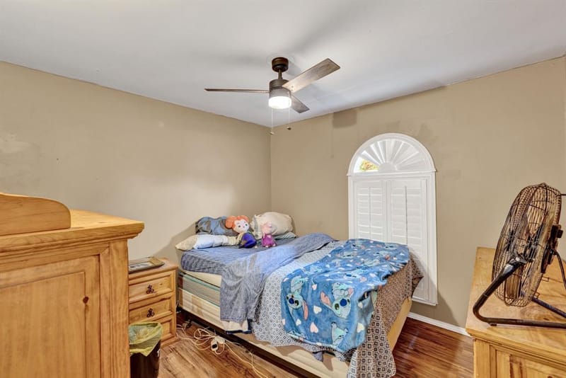 1125 Hillwood Drive, Lewisville TX 75067 - Photo 12