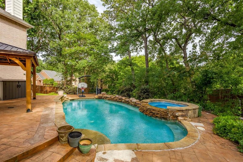 801 Timberwolf Court, Crowley TX 76036 - Photo 38