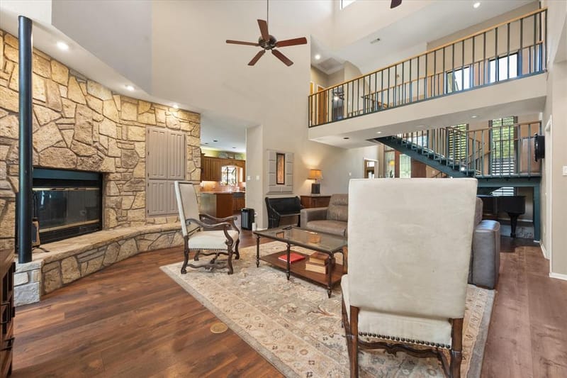4917 Wareham Drive, Arlington TX 76017 - Photo 13