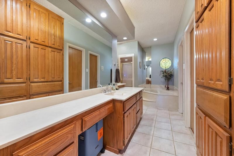 4917 Wareham Drive, Arlington TX 76017 - Photo 19