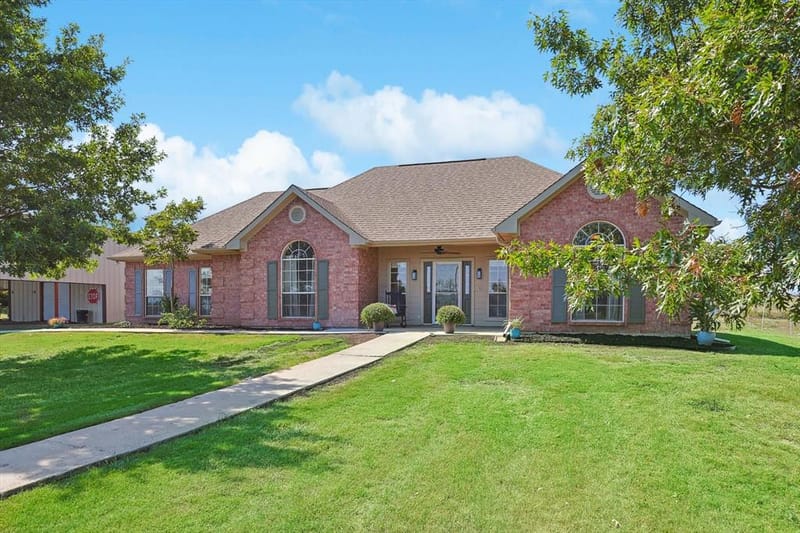 3289 Mitchell Road, Krum TX 76249 - Photo 2