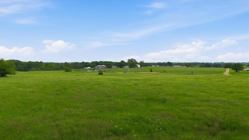 3289 Mitchell Road, Krum TX 76249 - Photo 36