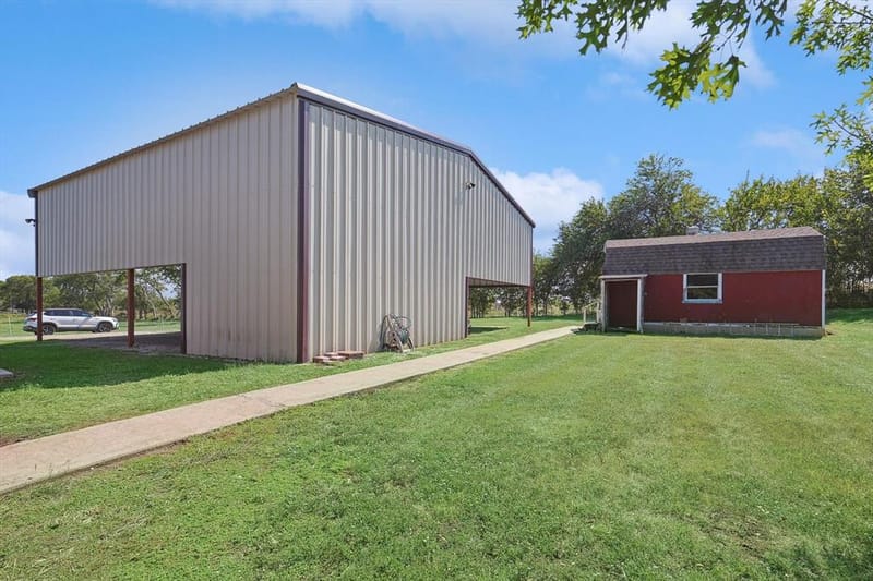 3289 Mitchell Road, Krum TX 76249 - Photo 24