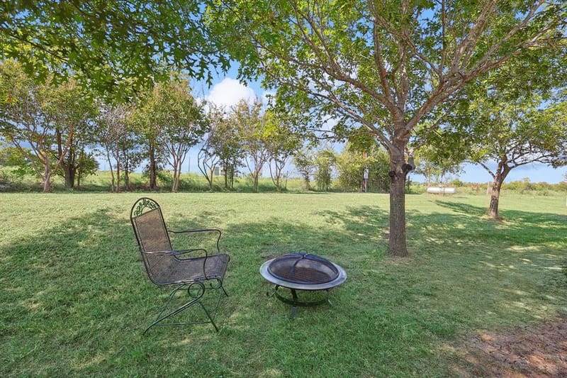 3289 Mitchell Road, Krum TX 76249 - Photo 25