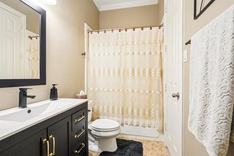 812 Moss Cliff Circle, McKinney TX 75071 - Photo 16