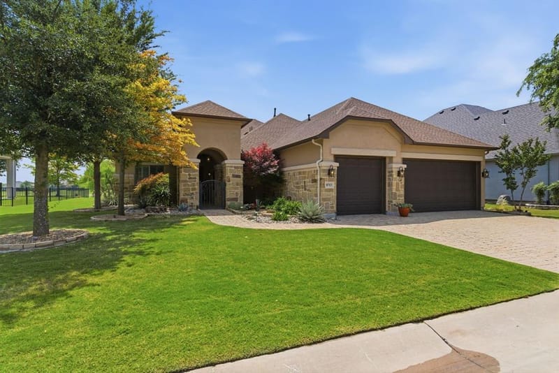 8713 Gardenia Drive, Denton TX 76207 - Photo 2