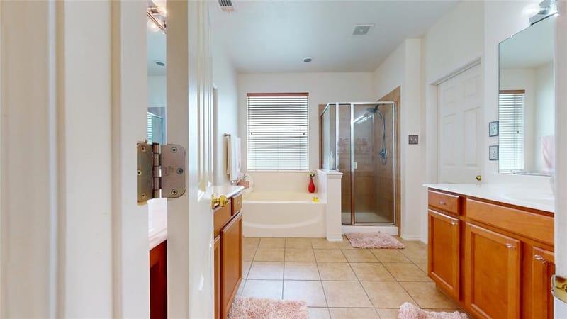 5848 Somerton Drive, Grand Prairie TX 75052 - Photo 15