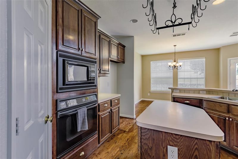 1211 Limestone Creek Drive, Keller TX 76248 - Photo 13