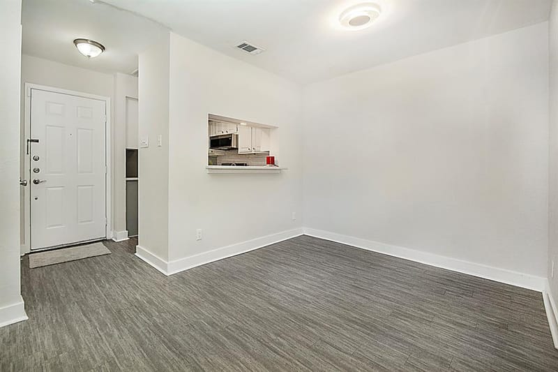 1104 Riverchase Lane # 204, Arlington TX 76011 - Photo 14