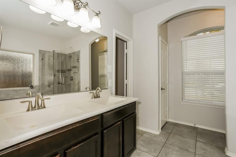 3013 Fluttermill Drive, Heartland TX 75126 - Photo 11