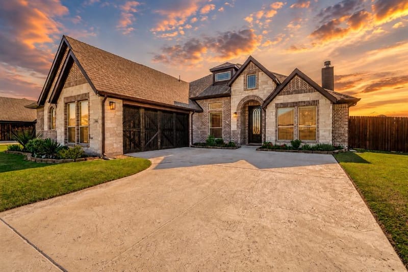 206 Morning Light Lane, Waxahachie TX 75165 - Photo 2