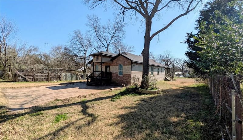 409 Giles Street, Mineola TX 75773 - Photo 2