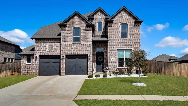 1017 Wrenwood Drive, Justin TX 76247
